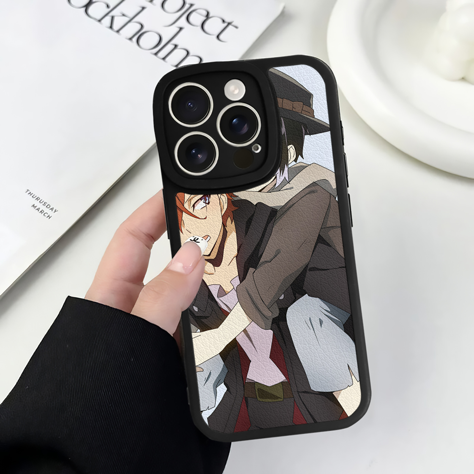 （画像用） 文豪ストレイドッグス Bungo Stray Dogs 【iPhone 16シリーズ対応】シリコンスマホケース（レザー調） 材質：シリコン